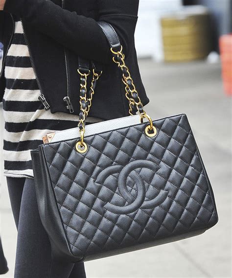 chanel grand shopping tote 2018|chanel shopping tote price.